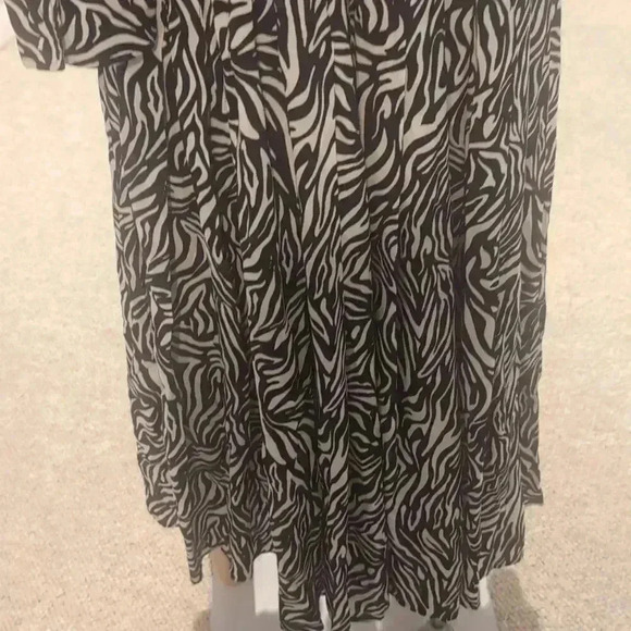 Zara zebra print maxi dress - Picture 7 of 15